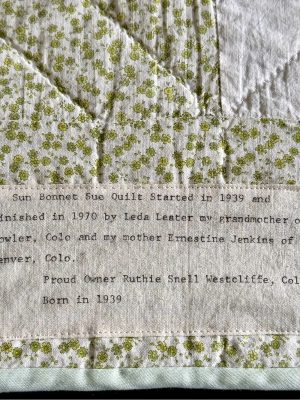 Sun‎ Bonnet Sue Vintage Patchwork & Applique Quilt Hand Made 1939 - 1970 84x74”